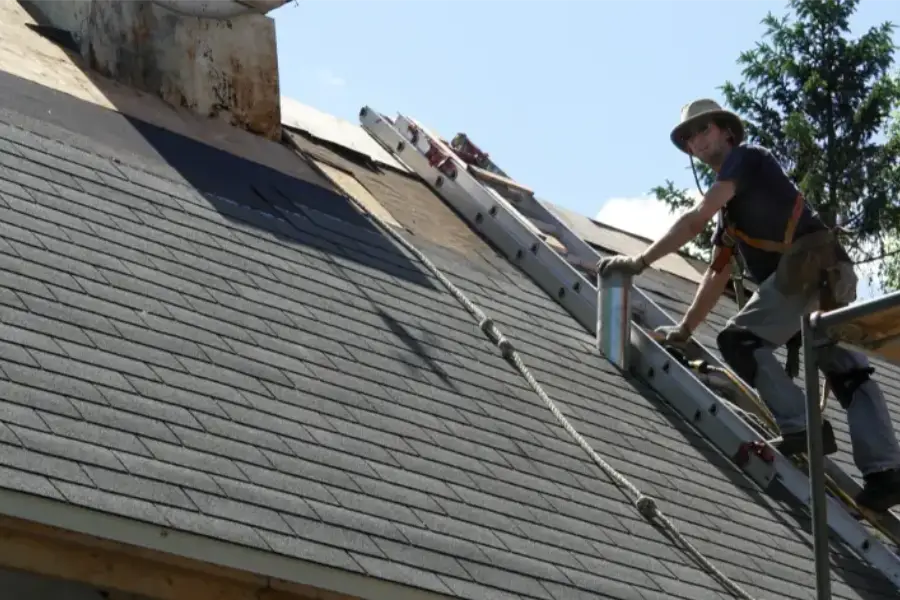Professional Asphalt Roofing Topeka, KS