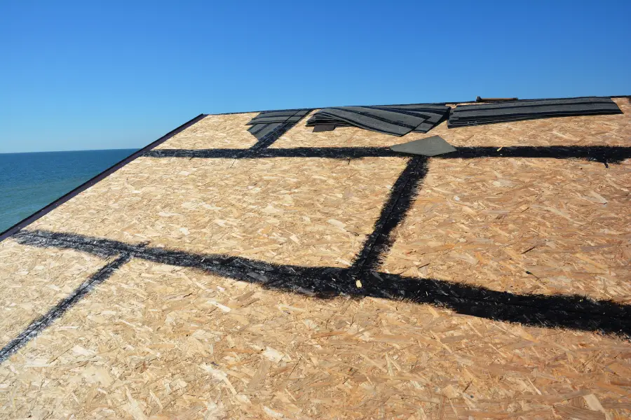 Signs You Need Professional Roof Replacement Services in Topeka, KS